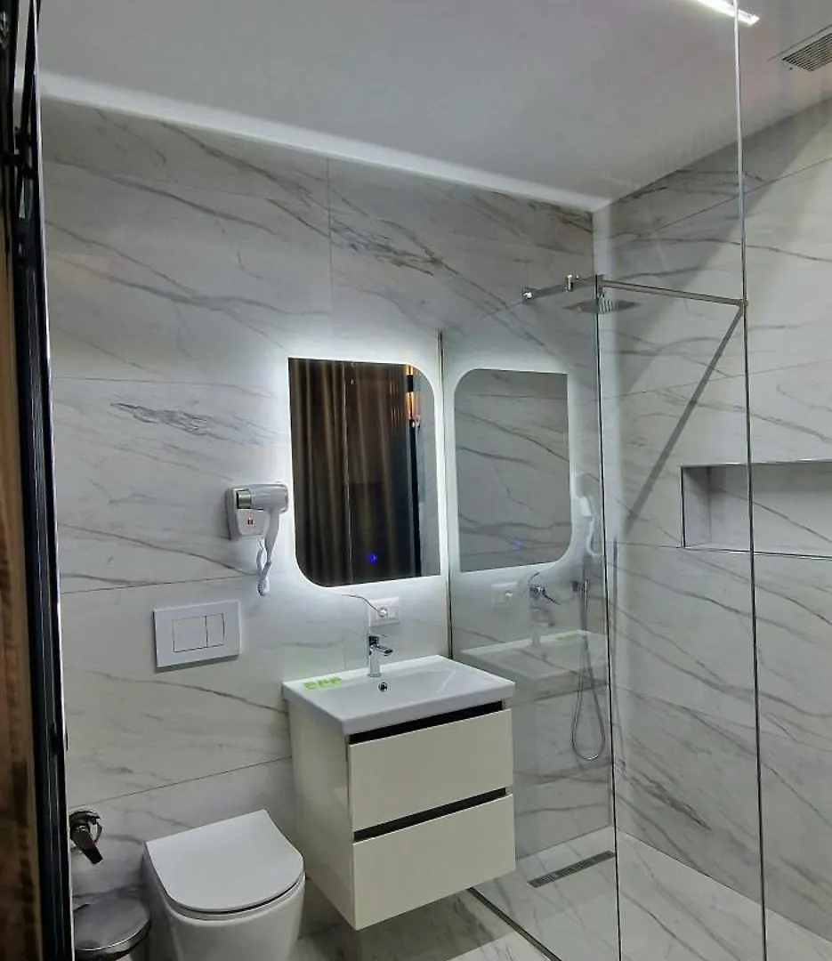 Arkle Apartments 6 Tiran